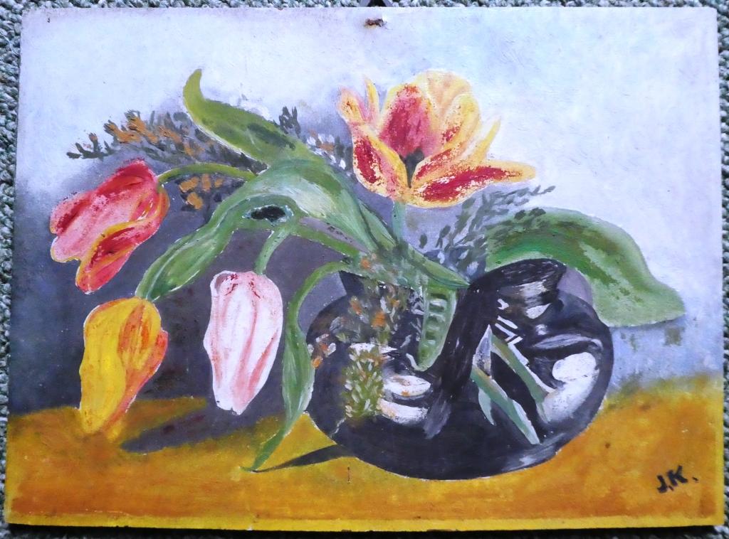 Vaas met tulpen    €5,-
